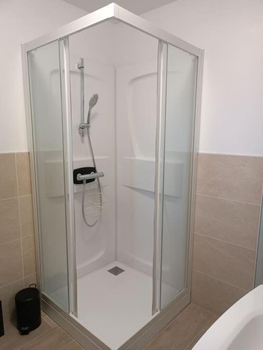 Gite A Travers Champs Colombieres Ngoại thất bức ảnh